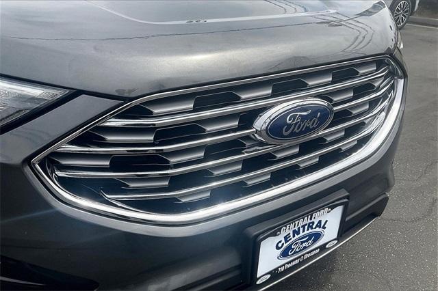 Photo of 2020 Magnetic Ford Edge