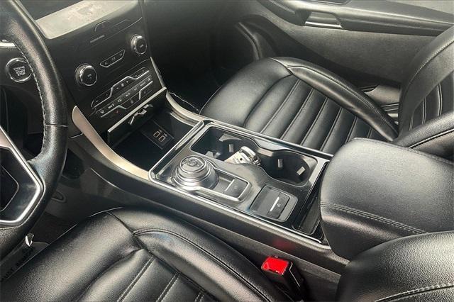 Photo of 2020 Magnetic Ford Edge
