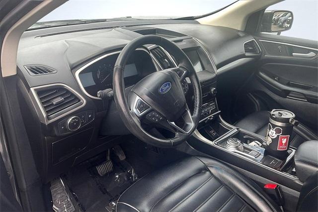 Photo of 2020 Magnetic Ford Edge