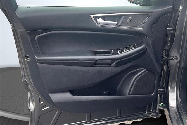 Photo of 2020 Magnetic Ford Edge