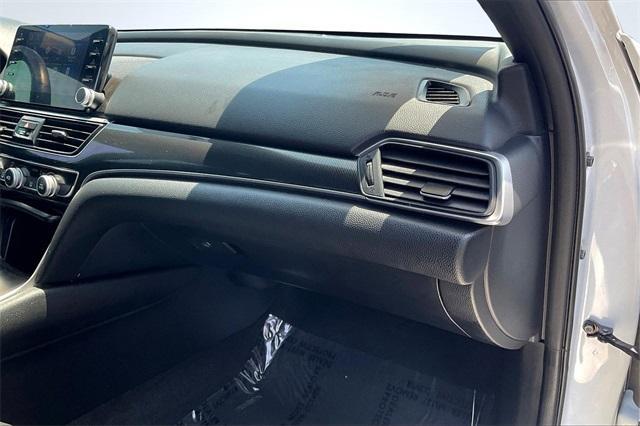 Photo of 2022 White Honda Accord