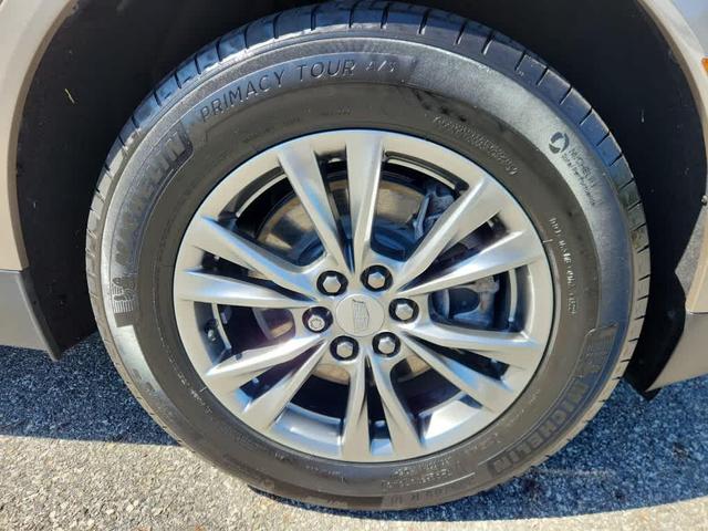 Photo of 2022 Latte Metallic Cadillac XT5