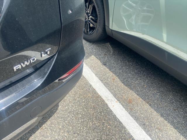 Photo of 2023 Mosaic Black Metallic Chevrolet Equinox