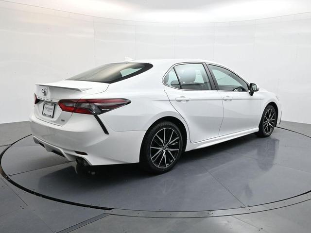 Photo of 2023 Wind Chill Pearl / Midnight Black Metallic Toyota Camry