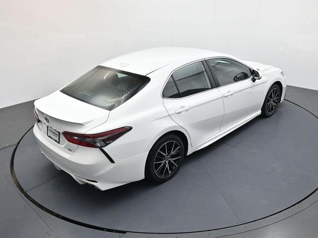 Photo of 2023 Wind Chill Pearl / Midnight Black Metallic Toyota Camry