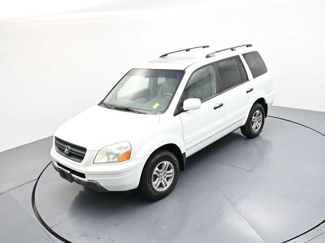 Photo of 2005 Taffeta White Honda Pilot