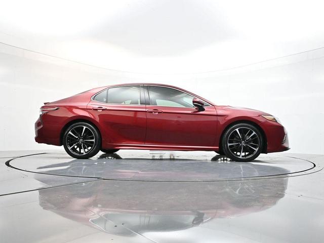 Photo of 2018 Ruby Flare Pearl Toyota Camry