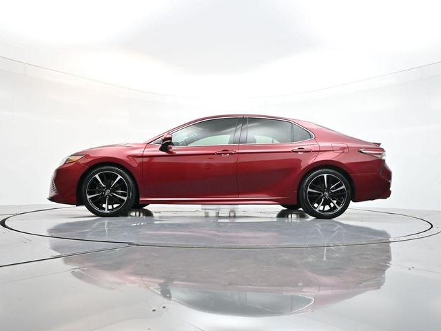 Photo of 2018 Ruby Flare Pearl Toyota Camry