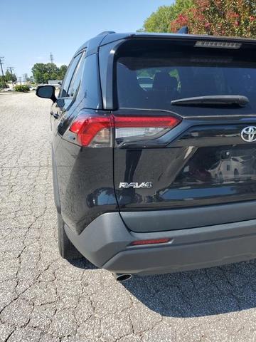 Photo of 2024 Black Toyota RAV4
