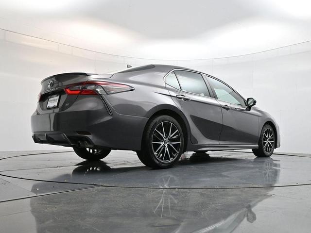 Photo of 2023 Gray Toyota Camry