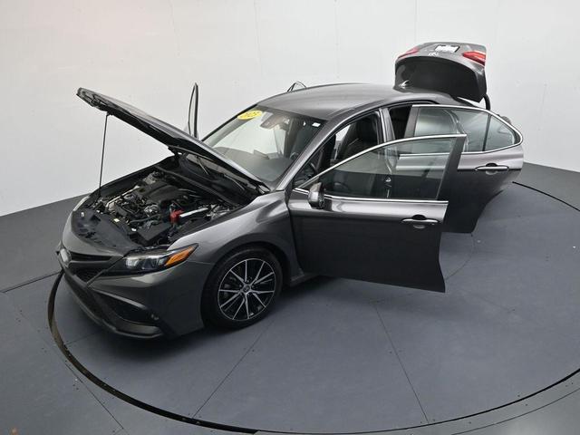 Photo of 2023 Gray Toyota Camry