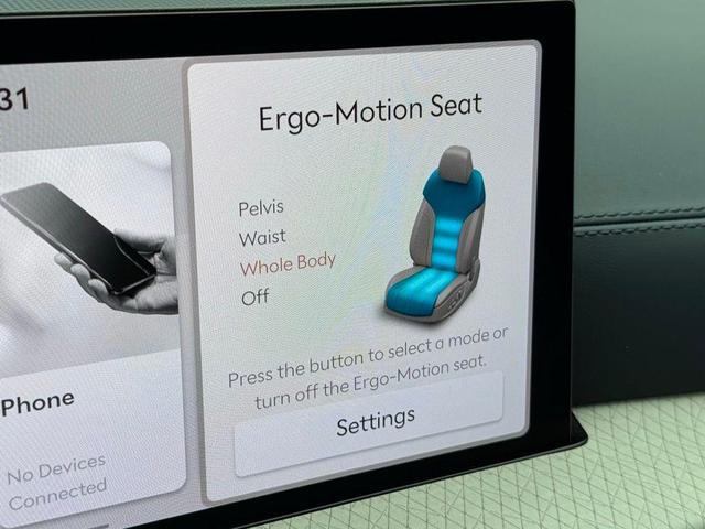 Photo of 2025 Uyuni White Genesis GV80