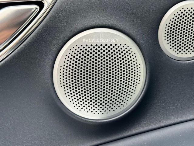 Photo of 2025 Uyuni White Genesis GV80