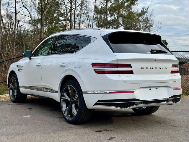 Photo of 2025 Uyuni White Genesis GV80