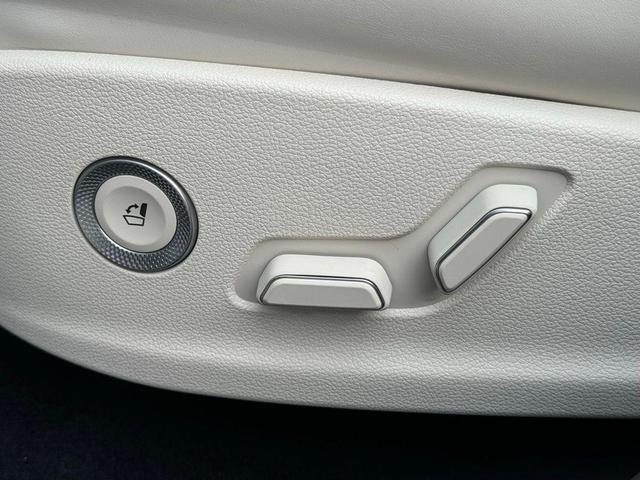 Photo of 2025 Uyuni White Genesis GV80