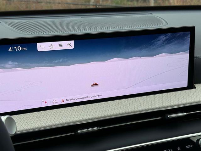 Photo of 2025 Uyuni White Genesis GV80