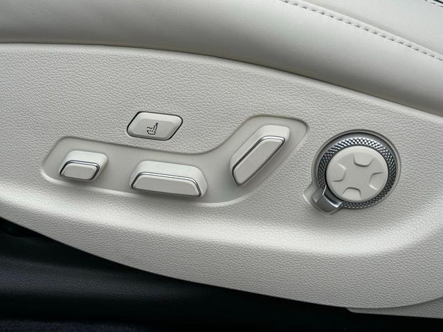 Photo of 2025 Uyuni White Genesis GV80