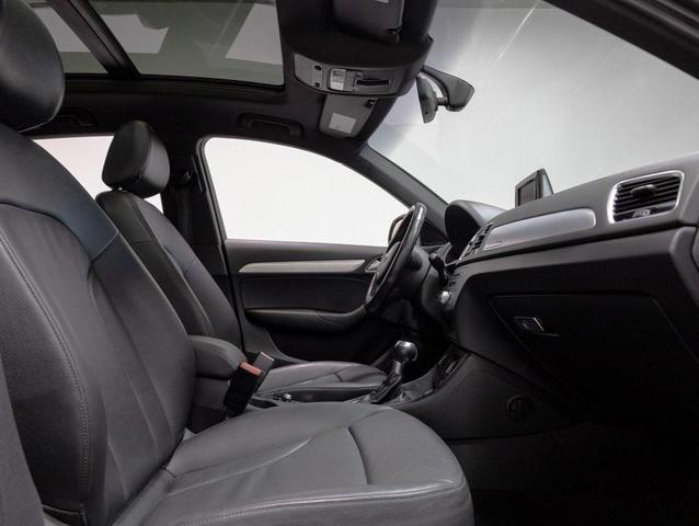 Photo of 2018 Daytona Gray Pearl Audi Q3