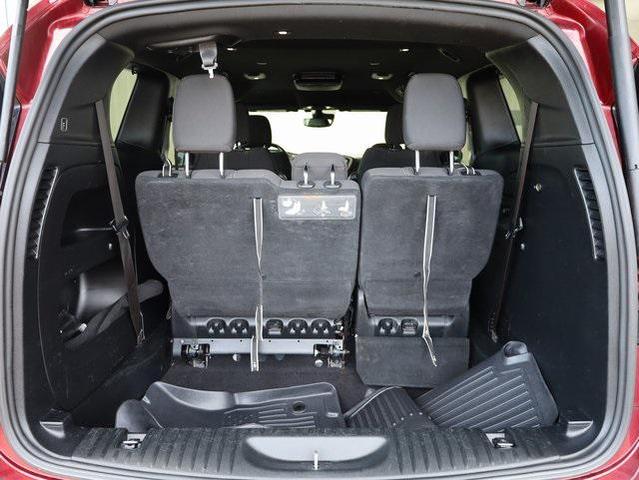 Photo of 2019 Velvet Red Pearlcoat Chrysler Pacifica