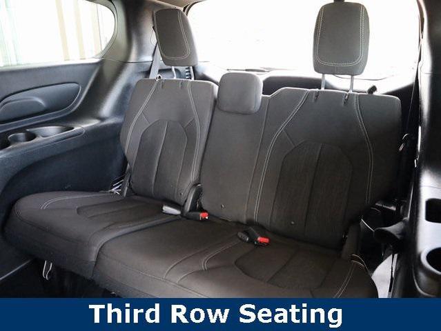 Photo of 2019 Velvet Red Pearlcoat Chrysler Pacifica