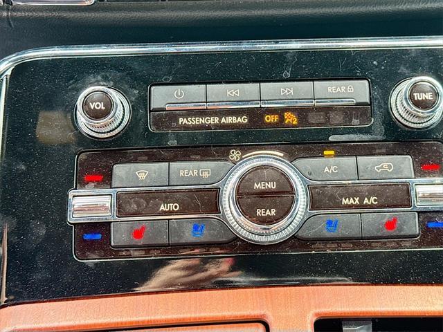 Photo of 2023 Starlight Lincoln Navigator