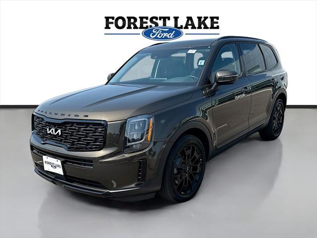 Photo of 2022 Dark Moss Kia Telluride