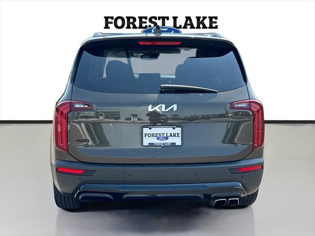 Photo of 2022 Dark Moss Kia Telluride