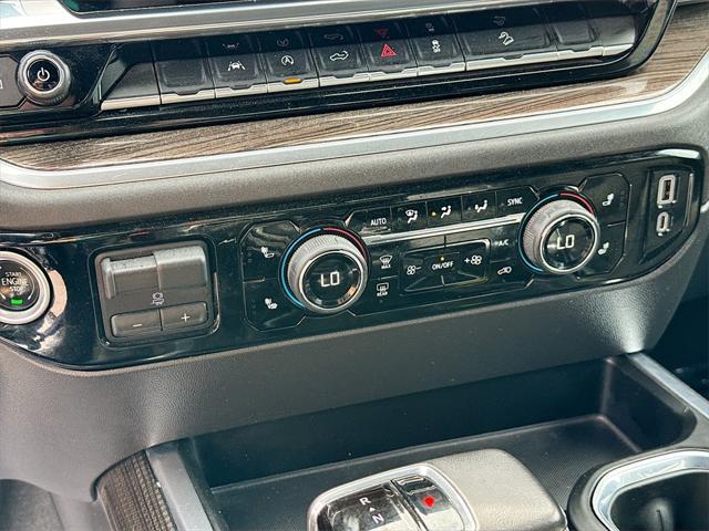 Photo of 2022 Silver Ice Metallic Chevrolet Silverado 1500