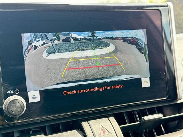 Photo of 2024 Ice Cap Toyota RAV4