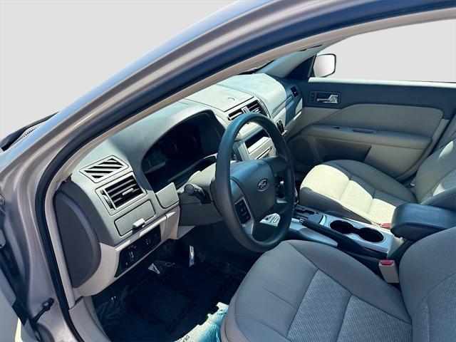 Photo of 2010 Smokestone Metallic Ford Fusion