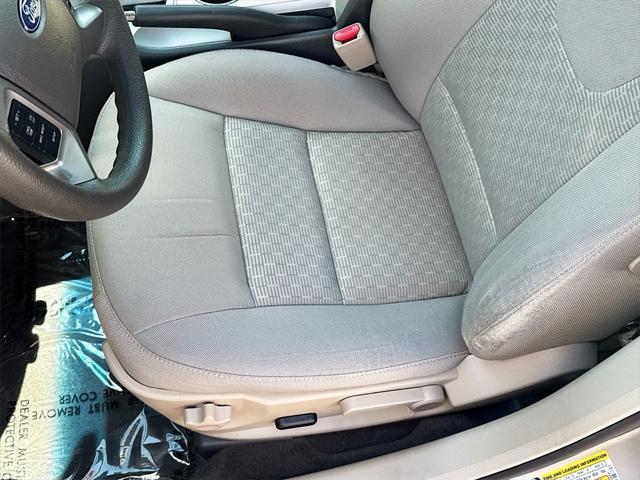 Photo of 2010 Smokestone Metallic Ford Fusion