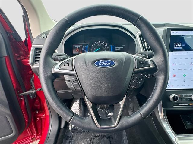 Photo of 2024 Red Metallic Ford Edge