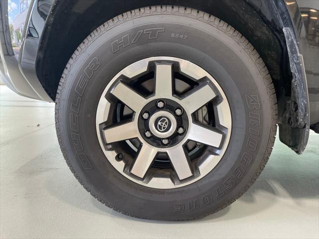 Photo of 2024 Midnight Black Metallic Toyota 4Runner