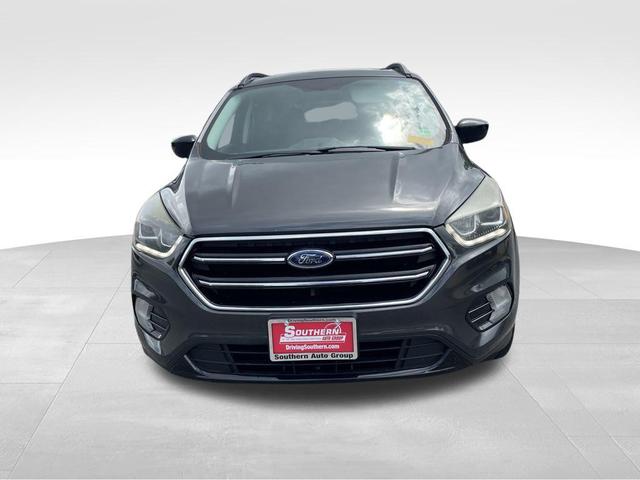 Photo of 2017 Magnetic Ford Escape