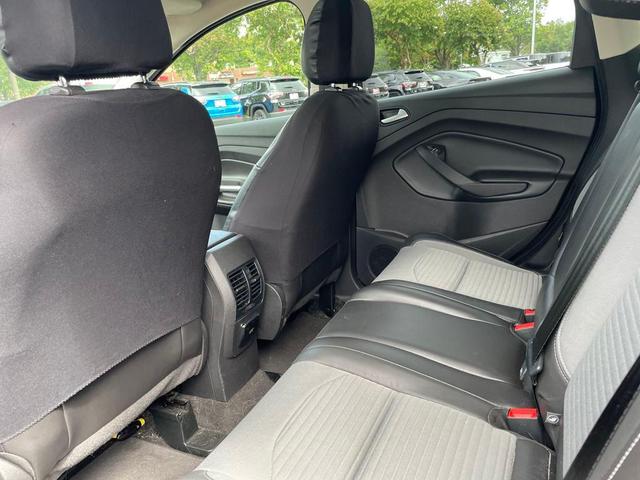 Photo of 2017 Magnetic Ford Escape