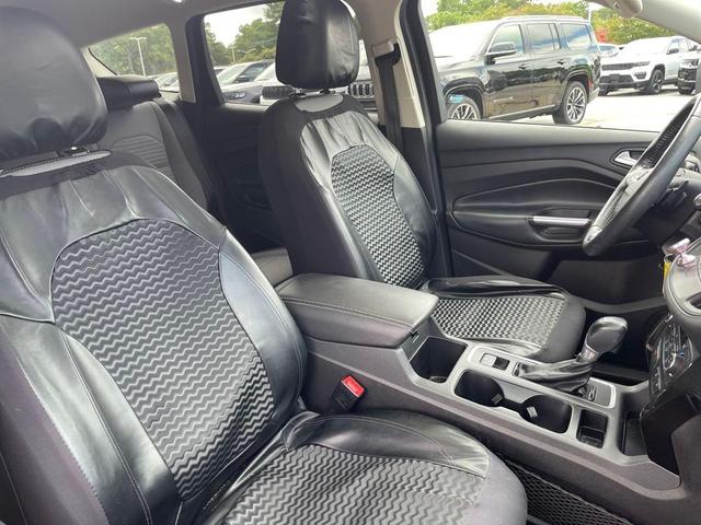 Photo of 2017 Magnetic Ford Escape