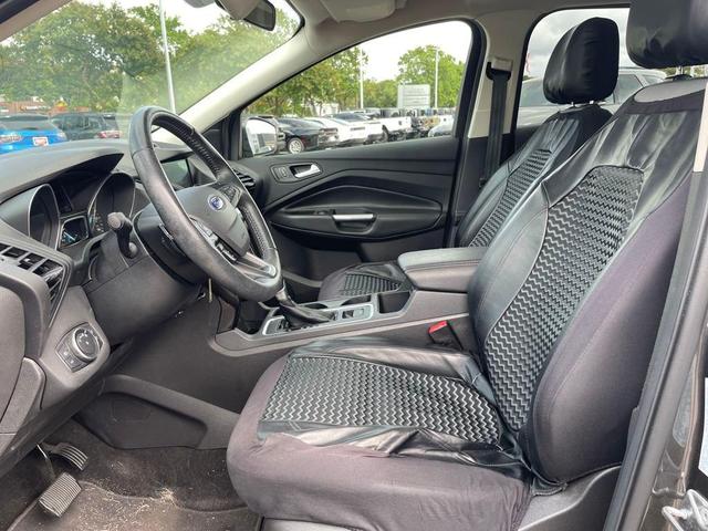 Photo of 2017 Magnetic Ford Escape