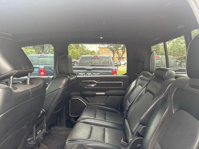 Photo of 2019 Diamond Black Crystal Pearlcoat RAM 1500
