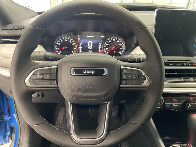 Photo of 2025 Hydro Blue Pearlcoat Jeep Compass