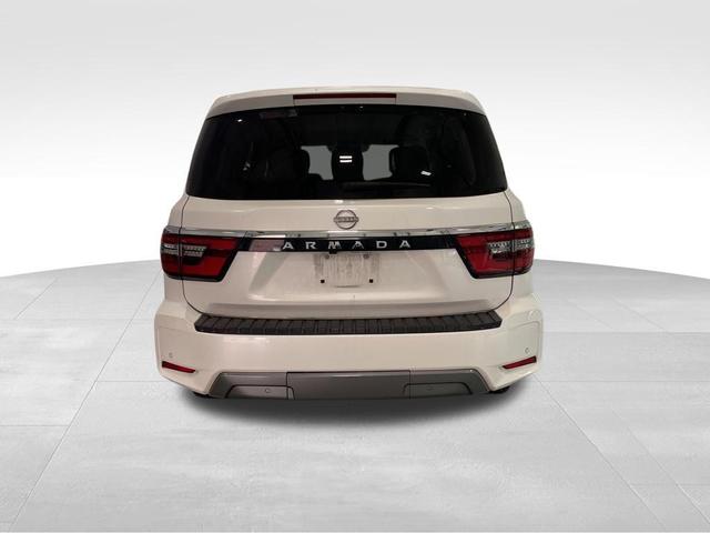 Photo of 2021 Aspen White Tricoat Nissan Armada