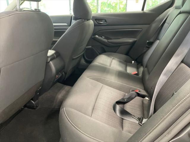 Photo of 2023 Gun Metallic Nissan Altima
