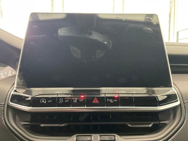 Photo of 2025 Diamond Black Crystal Pearlcoat Jeep Compass