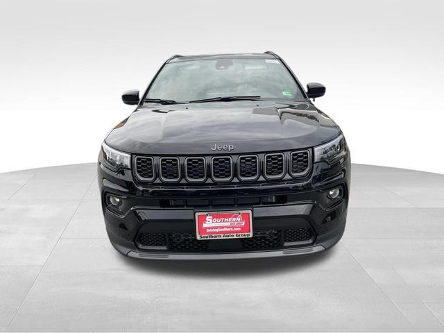 Photo of 2025 Diamond Black Crystal Pearlcoat Jeep Compass