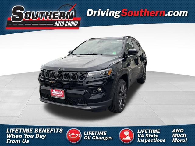 Photo of 2025 Diamond Black Crystal Pearlcoat Jeep Compass