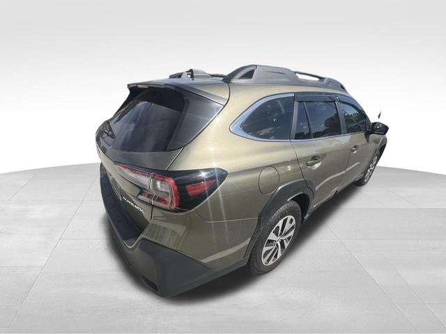 Photo of 2025 Autumn Green Metallic/Crystal Black Silica Subaru Outback