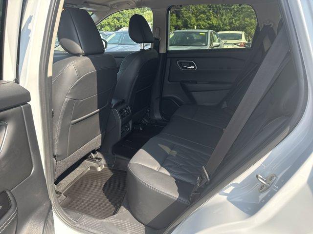 Photo of 2024 Everest White P Nissan Rogue