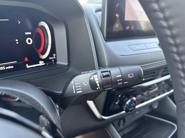 Photo of 2024 Everest White P Nissan Rogue