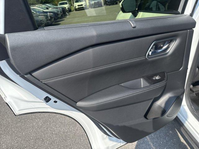 Photo of 2024 Everest White P Nissan Rogue