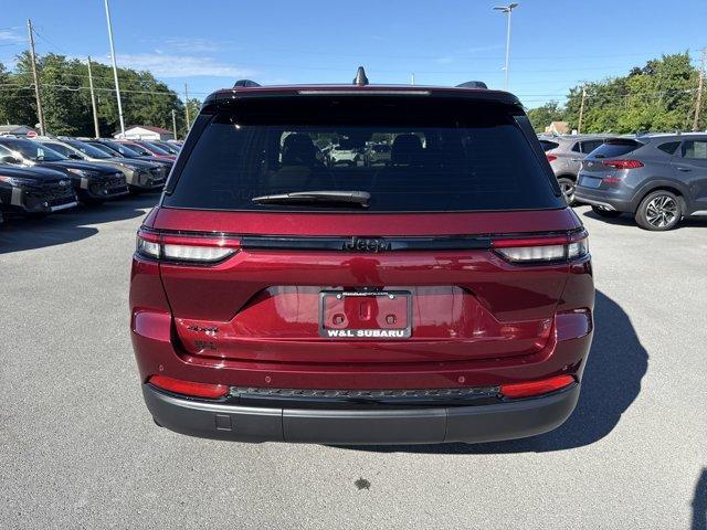 Photo of 2024 Velvet Red Pearlcoat Jeep Grand Cherokee
