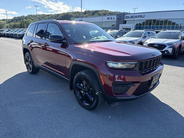 Photo of 2024 Velvet Red Pearlcoat Jeep Grand Cherokee
